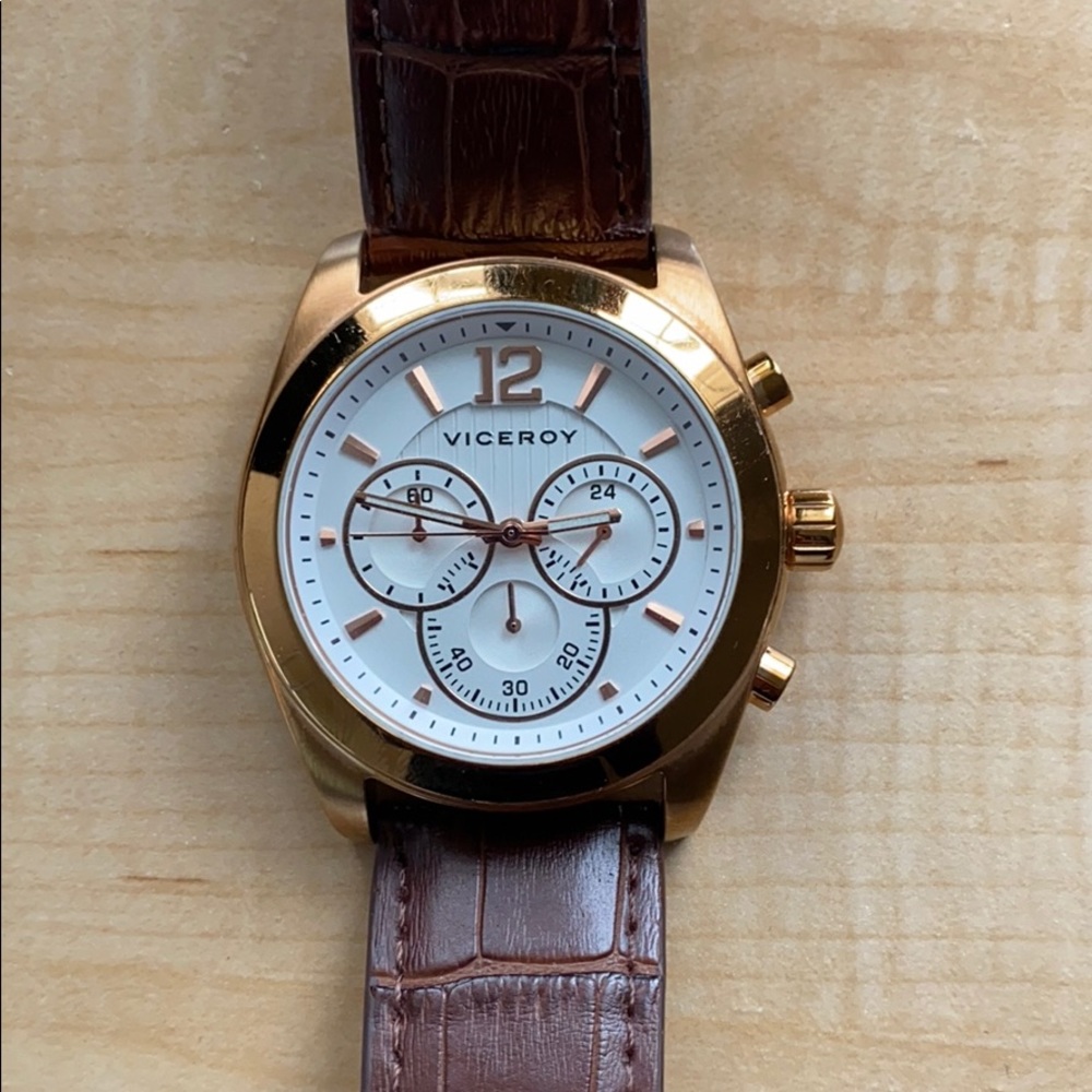 Beautiful men’s watch